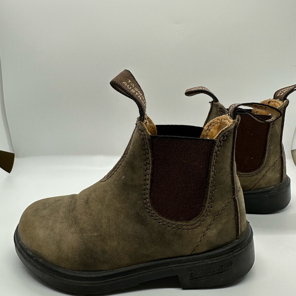 Blundstone toddler boots size 8z